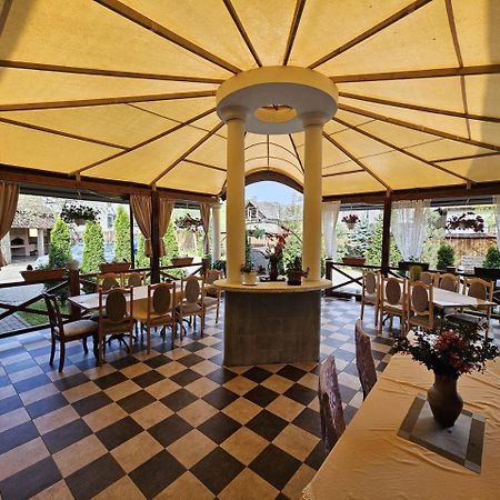 Minihotel Zolotoe Runo Ploskoye Ngoại thất bức ảnh