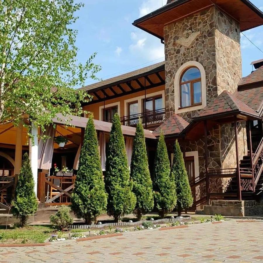 Minihotel Zolotoe Runo Ploskoye Ngoại thất bức ảnh