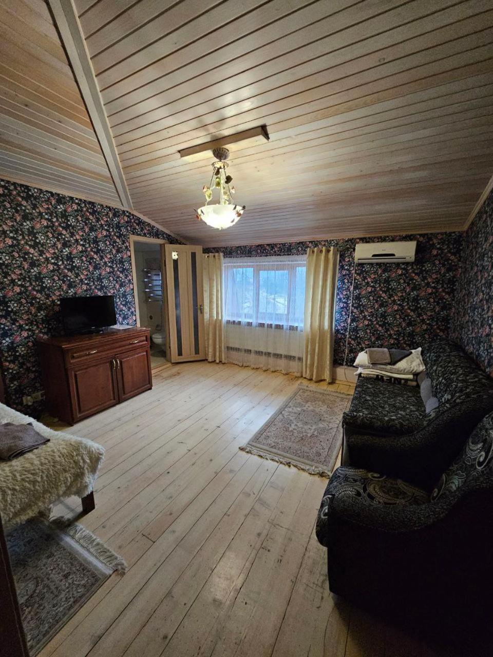 Minihotel Zolotoe Runo Ploskoye Ngoại thất bức ảnh