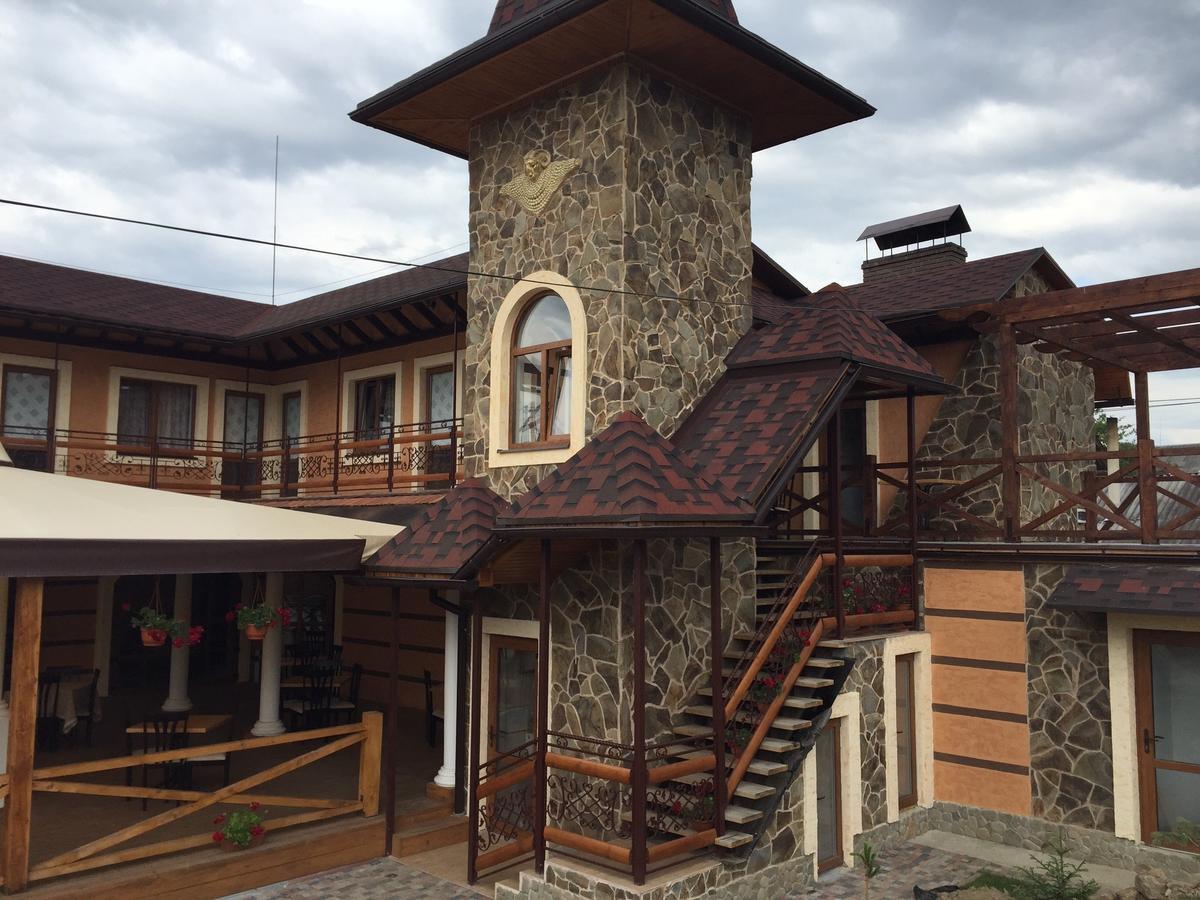 Minihotel Zolotoe Runo Ploskoye Ngoại thất bức ảnh