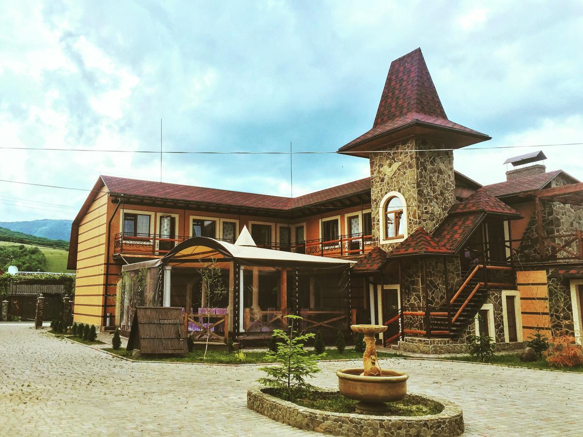 Minihotel Zolotoe Runo Ploskoye Ngoại thất bức ảnh
