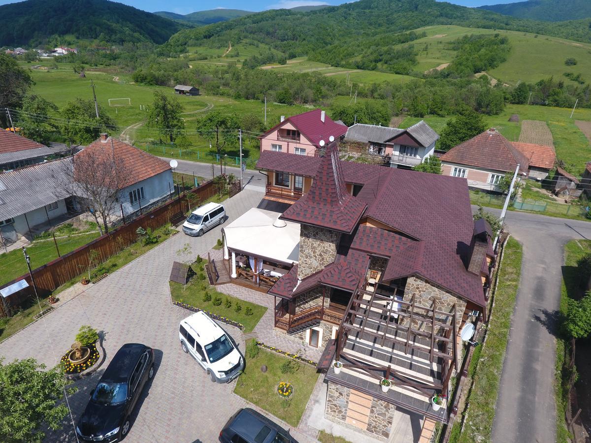 Minihotel Zolotoe Runo Ploskoye Ngoại thất bức ảnh