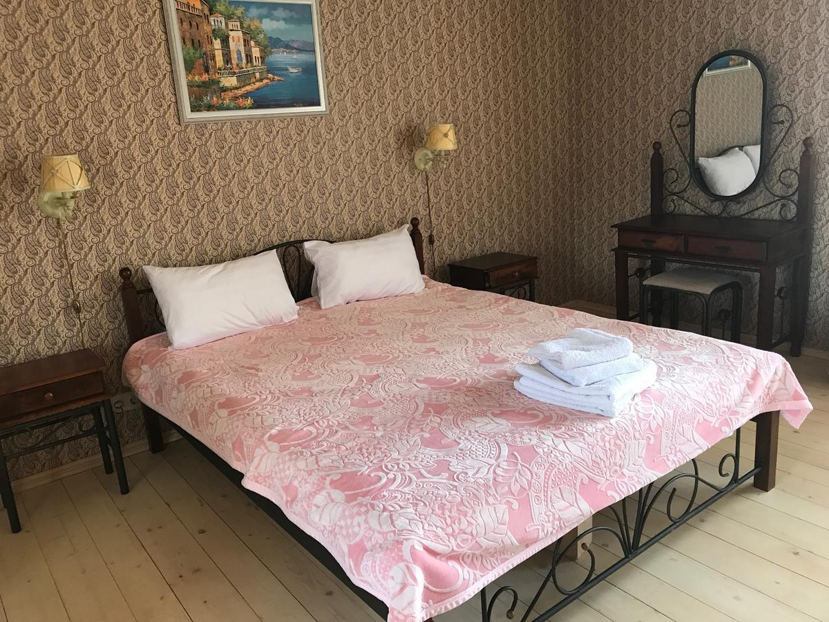 Minihotel Zolotoe Runo Ploskoye Ngoại thất bức ảnh