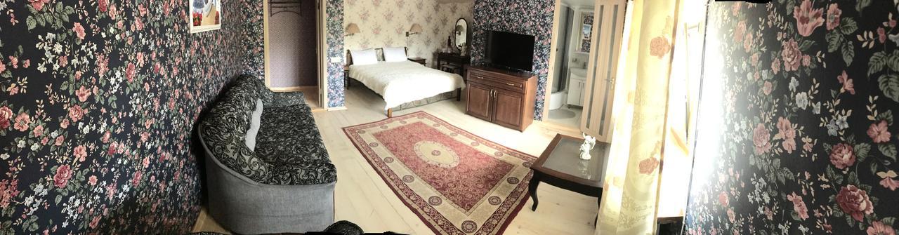 Minihotel Zolotoe Runo Ploskoye Ngoại thất bức ảnh