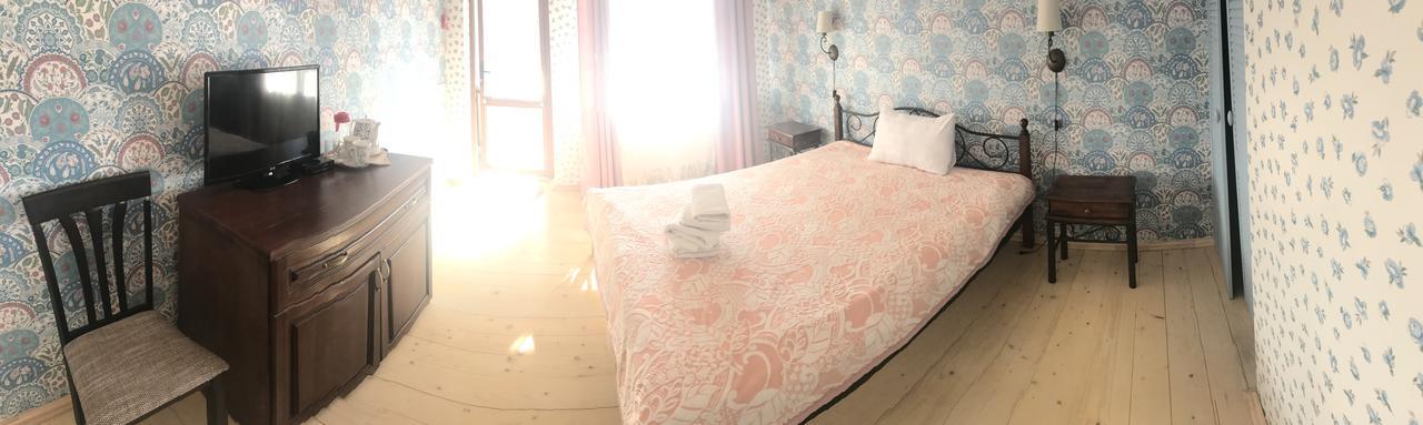 Minihotel Zolotoe Runo Ploskoye Ngoại thất bức ảnh